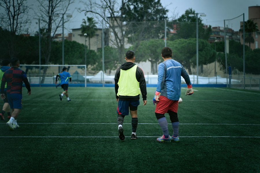 Joueurs à l’entraînement sur un terrain